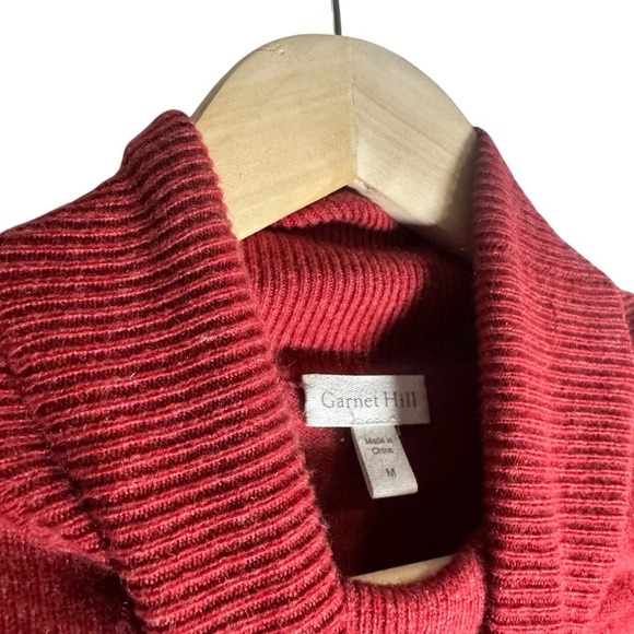 Garnet Hill Cashmere Turtleneck Sweater Rose Pink Knit Quiet Luxury Size Medium - Picture 7 of 7